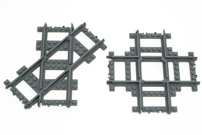 Die Kreuzung mit einem Winkel von 45 Grad (links) und die 90-Grad-Version (rechts