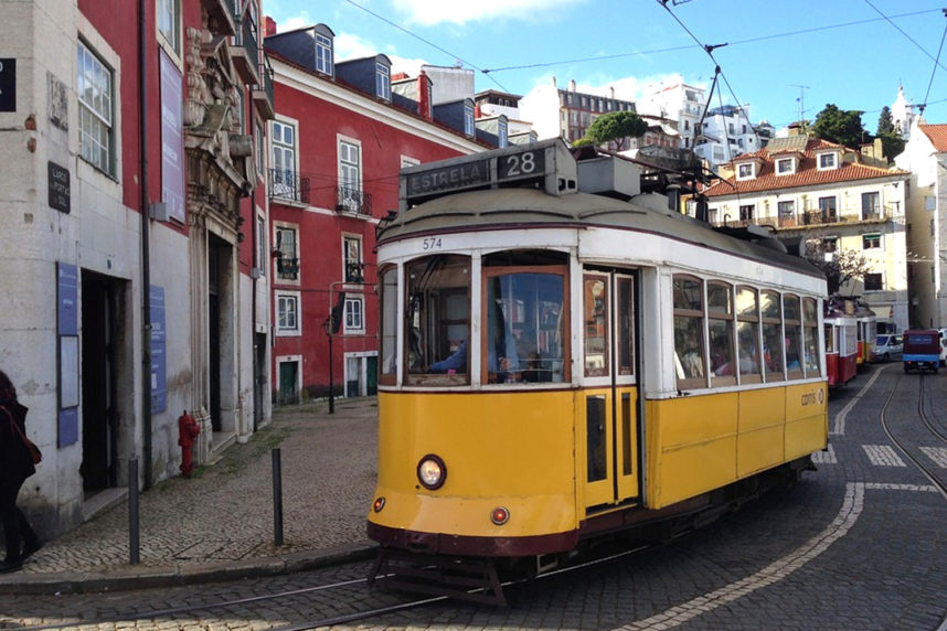Die originale Linie 28 in Lissabon (© jgas2 / Pixabay)