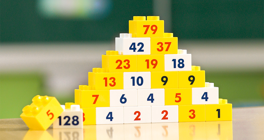 Hubelino veröffentlicht Mathematik-Lernspiel „Zahlenmauern“