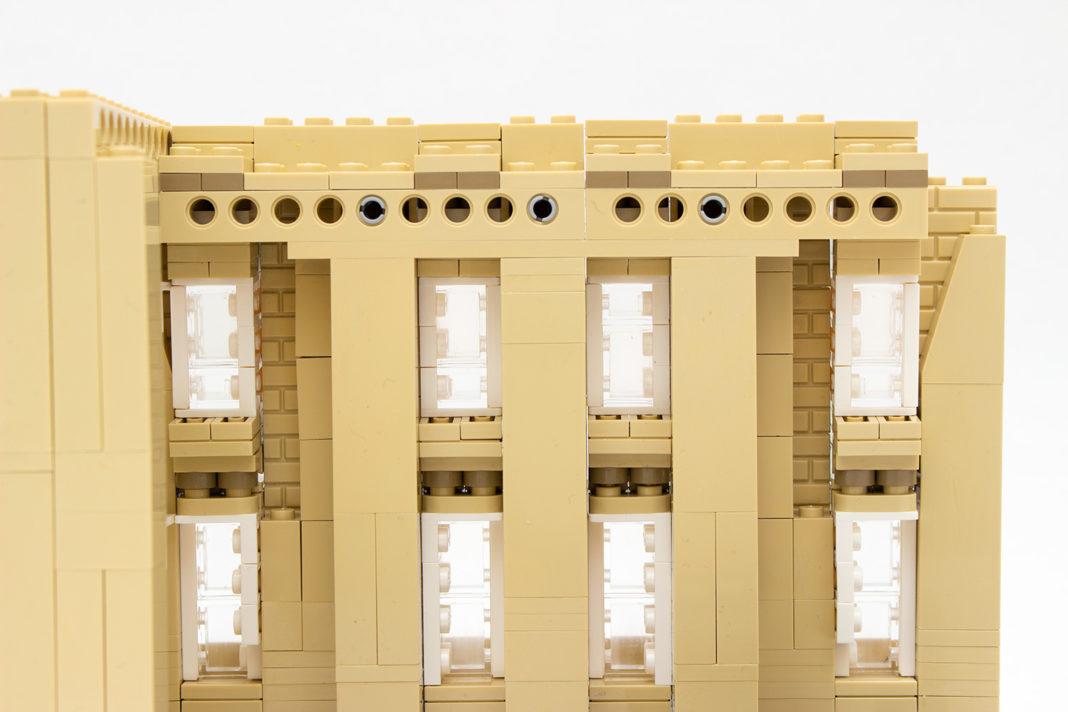 Beim Modell des Buckingham Palast kommen viele interessante Bautechniken zum Einsatz